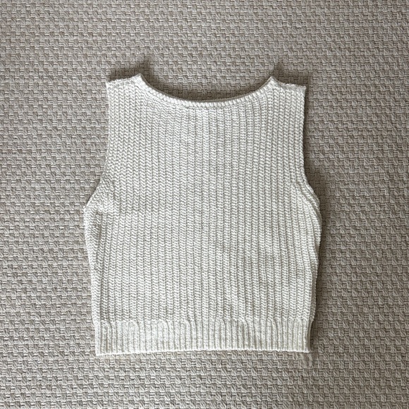 Abercrombie & Fitch Tops - abercrombie cotton sweater top